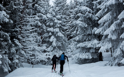 Snowy Adventures and Hot Dates: How Skiing Can Spice Up Your Love Life