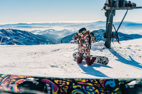 Visual Storytelling: Creating Compelling Content for Snow Gear Brands on Instagram