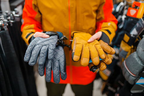 Heated Ski Gloves: Benefits & Info