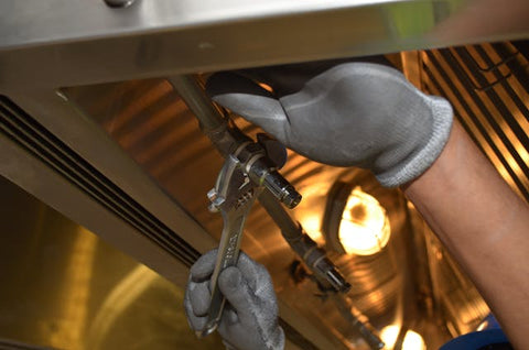 Consult a Trained Plumber for Toilet Replacement and Installation: They Know Best!