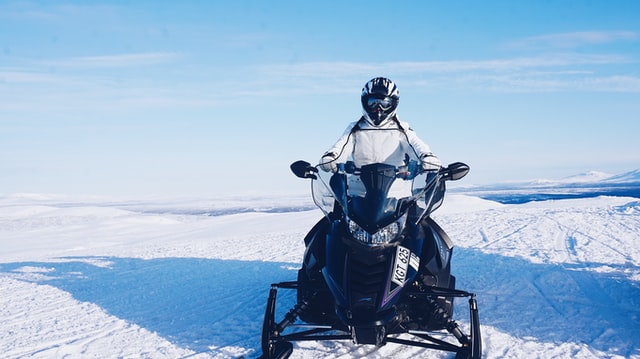 The Most Entertaining Snow Fun Activities - Cheap Snow Gear