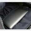 Mochila impermeable multiusos de 50 litros.
